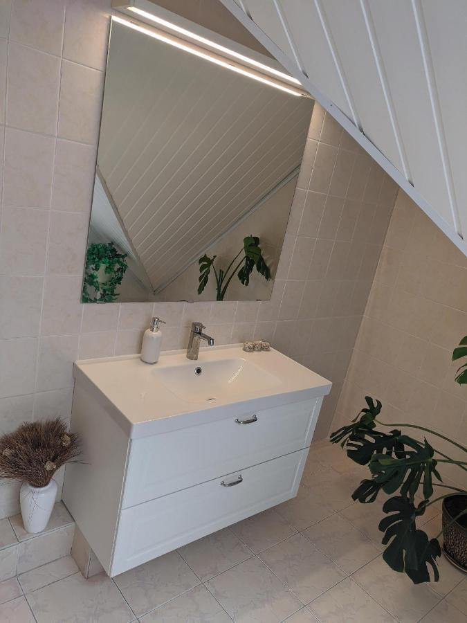 Guest House Nika - Cottages And Rooms In The Heart Of Palanga City Center Exterior foto