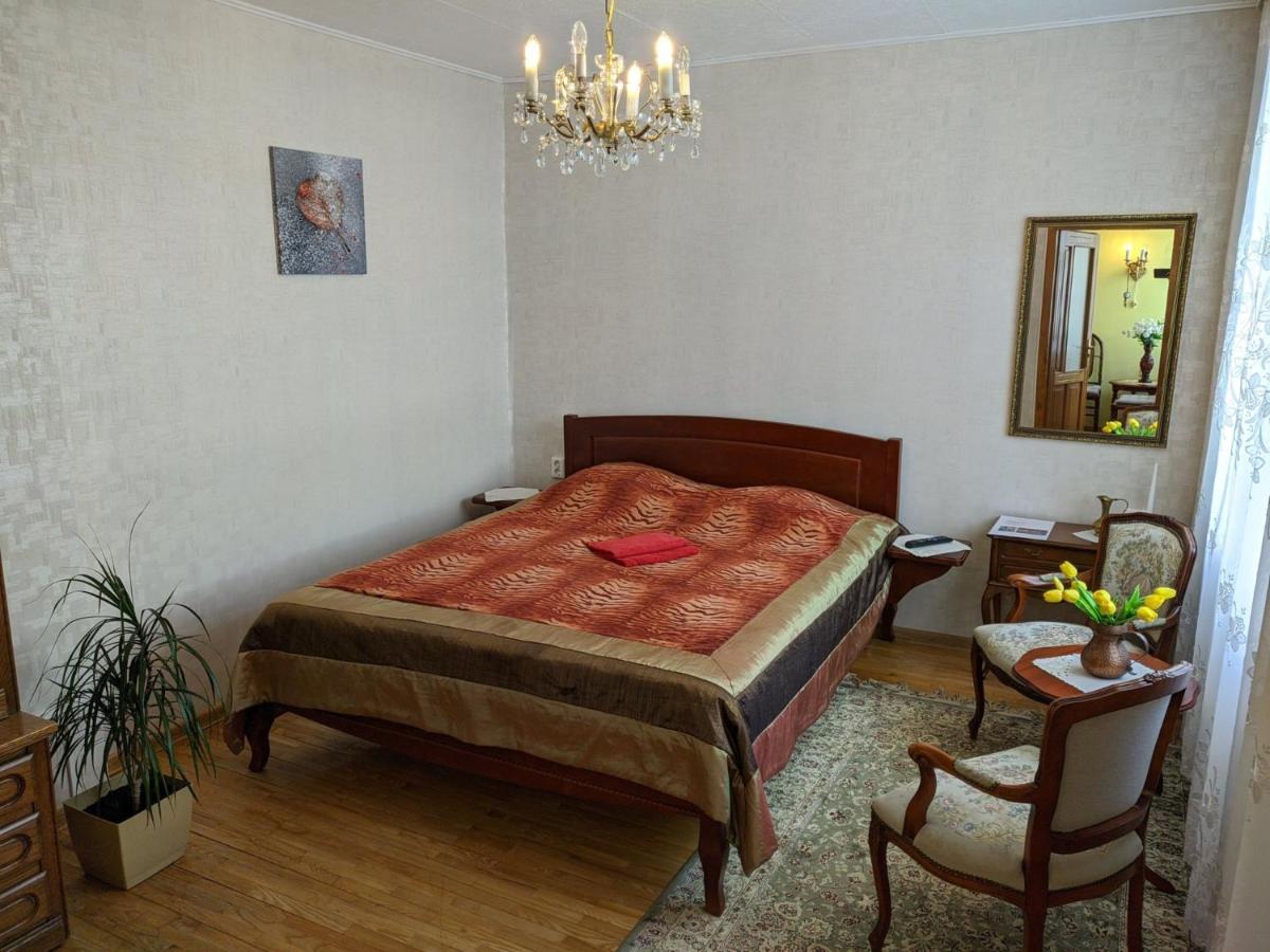 Guest House Nika - Cottages And Rooms In The Heart Of Palanga City Center Exterior foto